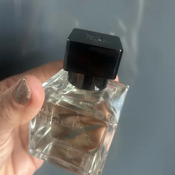 Maison Francis Kurkdjian Aqua Celestial Fragrance with Silver Cap - Picture 4 of 4